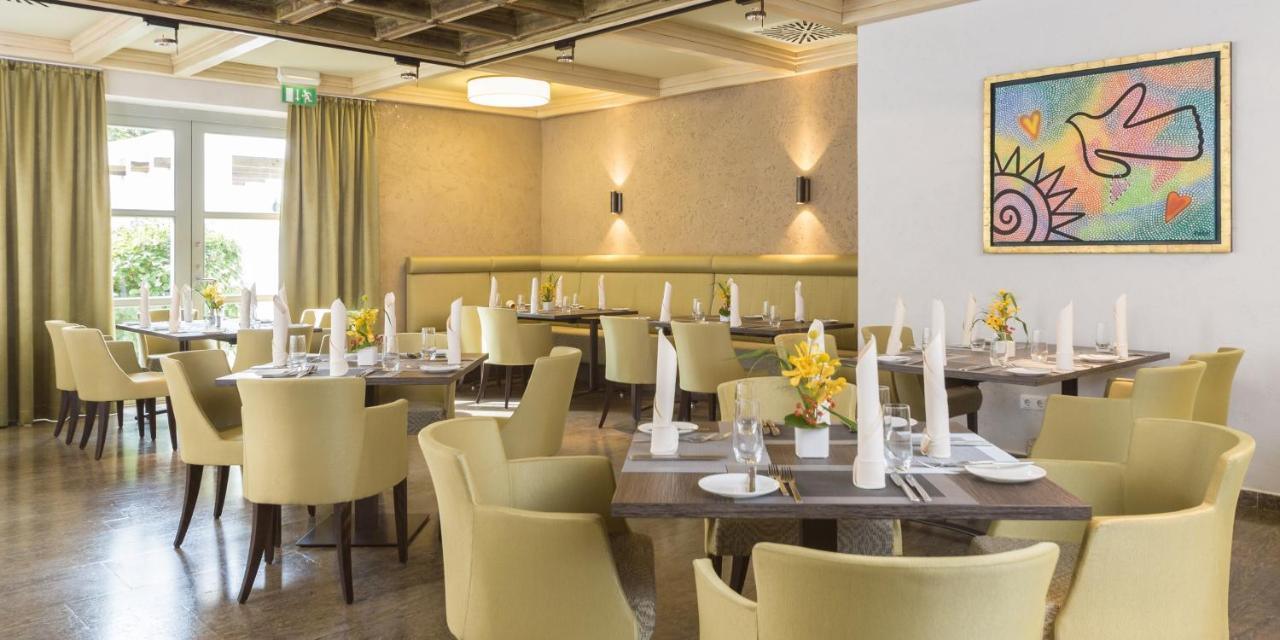Hotel Herzogspark Herzogenaurach Esterno foto