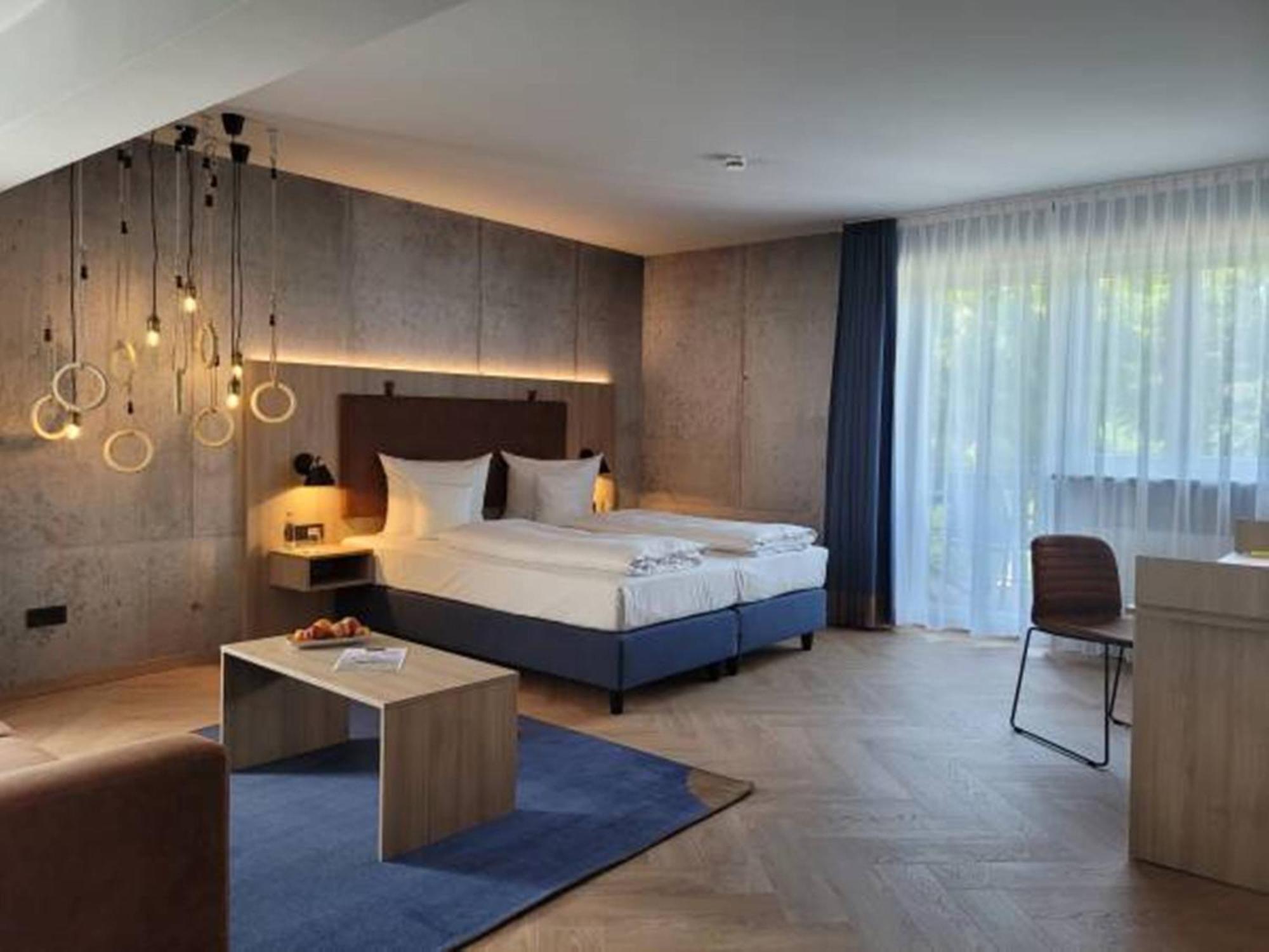 Hotel Herzogspark Herzogenaurach Esterno foto